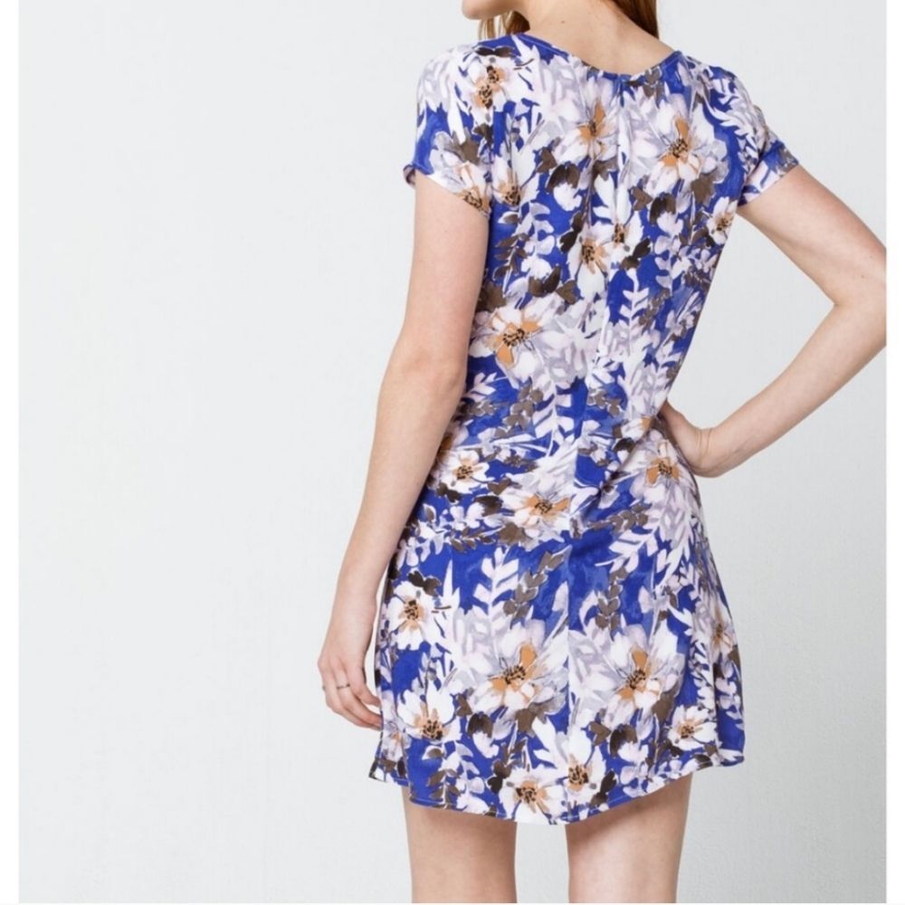 O’Neill Aiko Dress - Picture 3 of 9